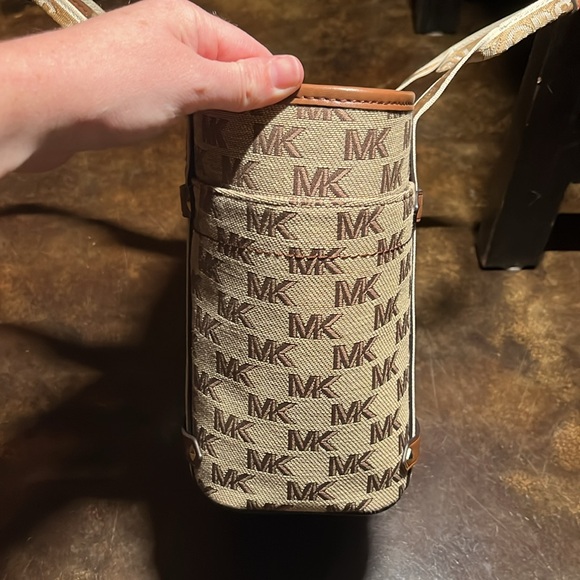 Michael Kors Maeve Small Open Tote with Logos - Picture 6 of 7